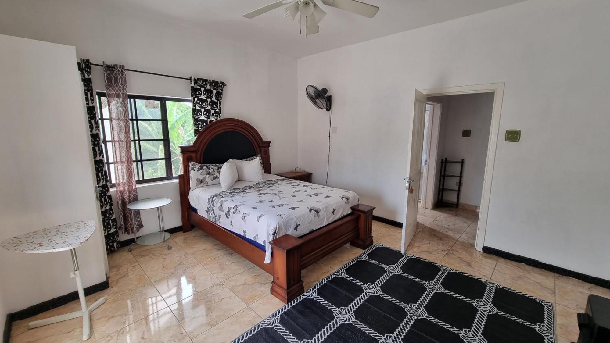 Little Savoy Guest House New Рънауей Бей Екстериор снимка